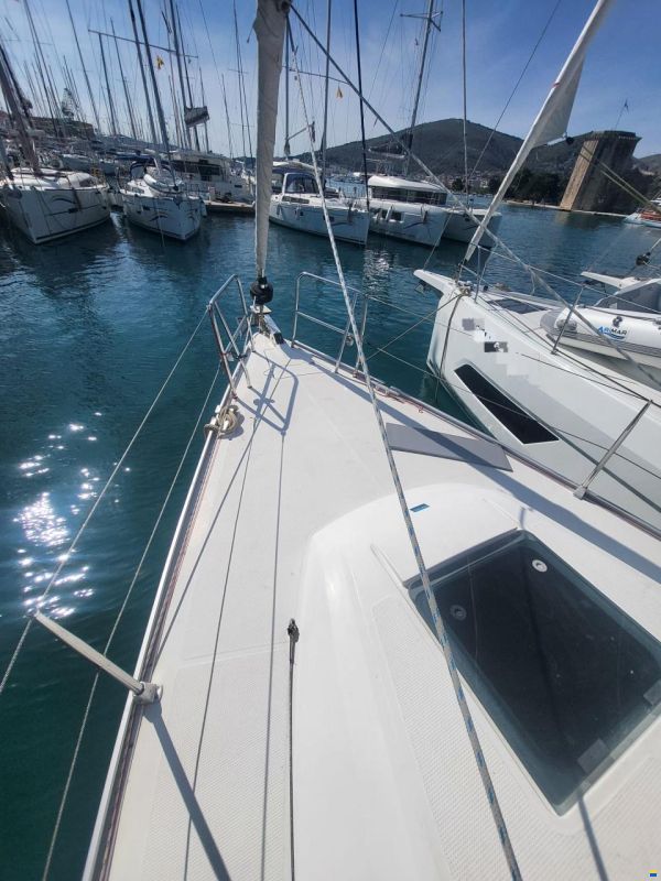 Bavaria 37 CRUISER
