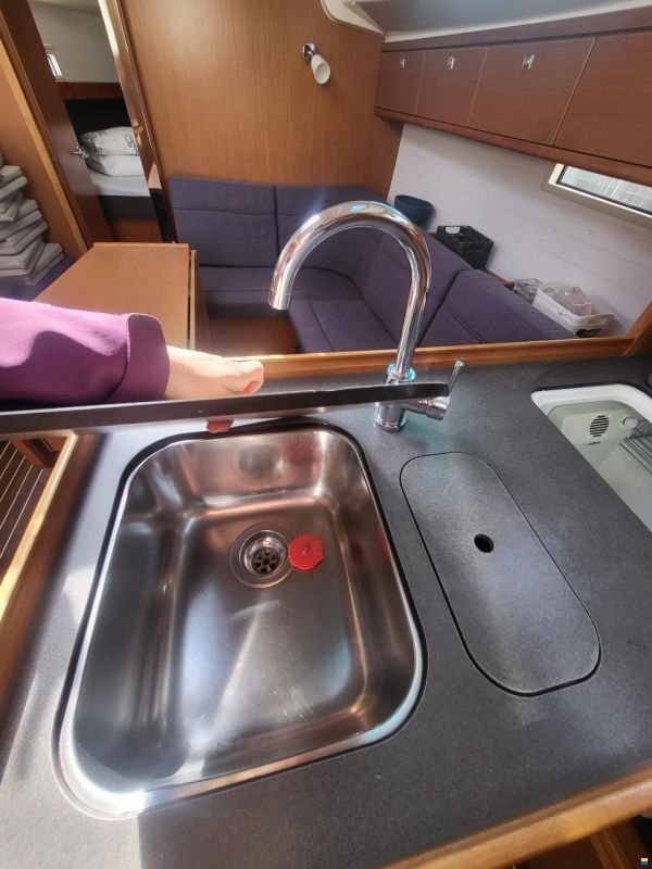 Bavaria 37 CRUISER
