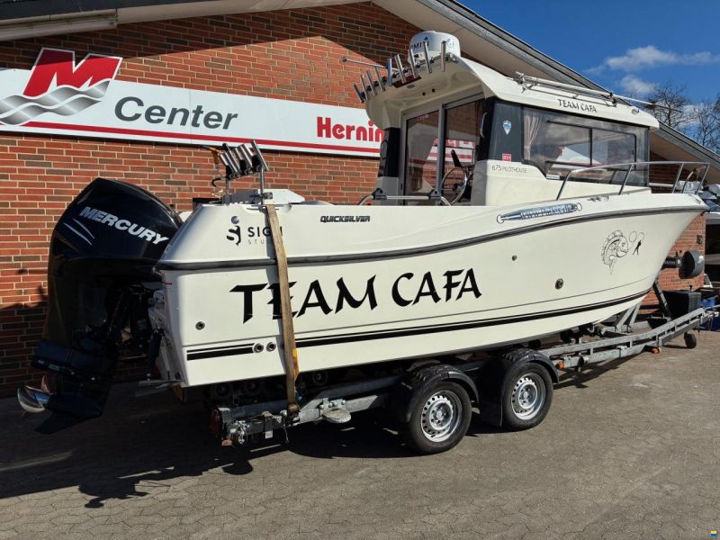 Quicksilver 675 Pilothouse m/Mercury F200 hk og Bren