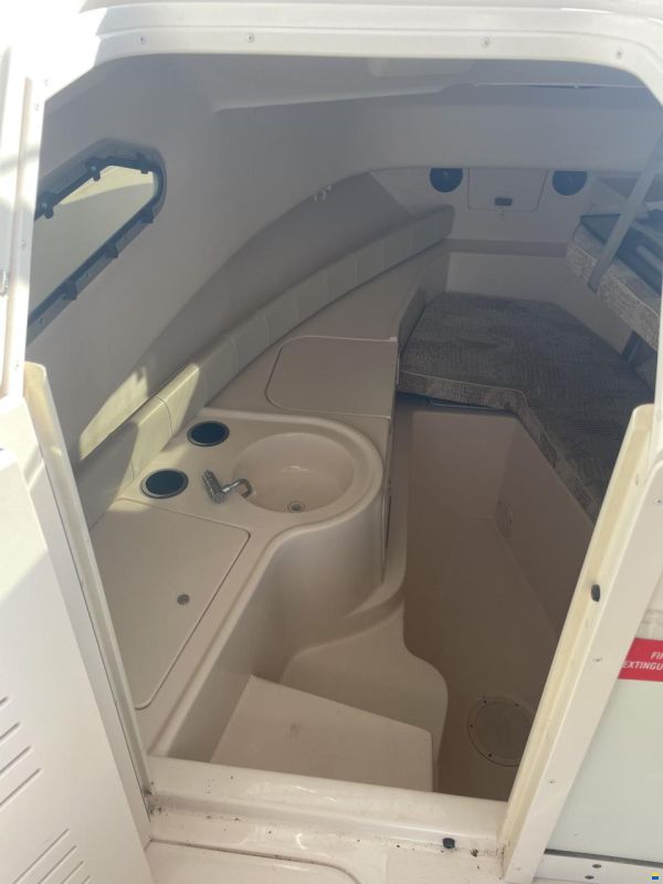 Grandy White Gulfstream 232 med ny 400 h