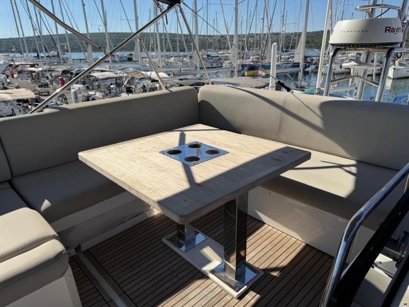 Prestige 520 Fly