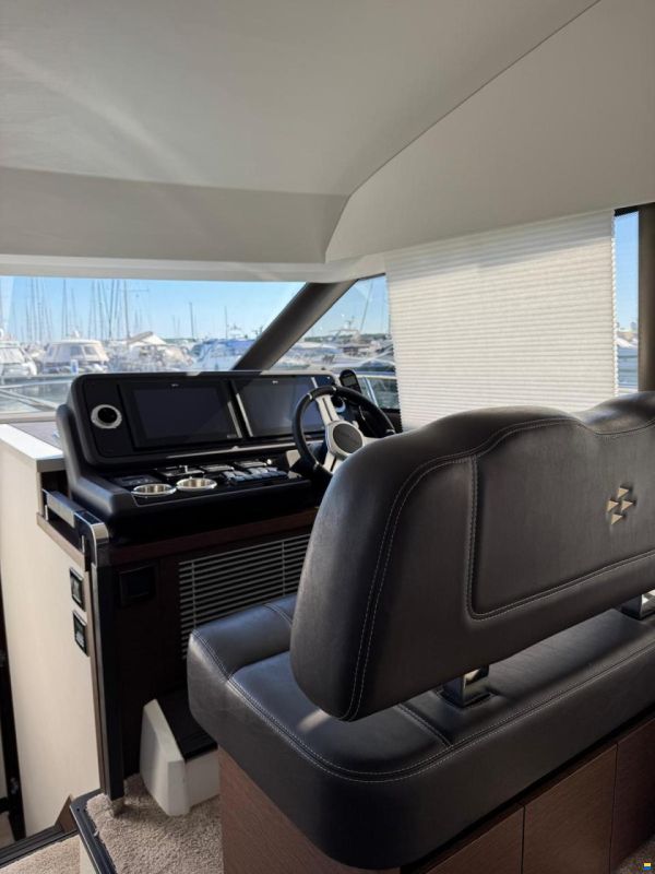 Prestige 520 Fly