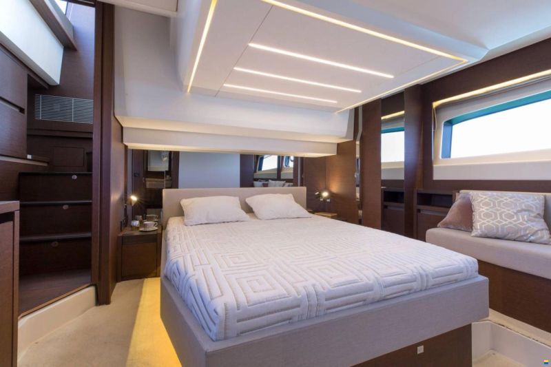 Prestige 520 Fly