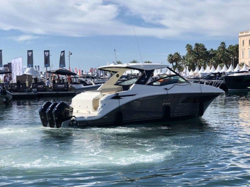 Sea Ray sundancer 320 hb