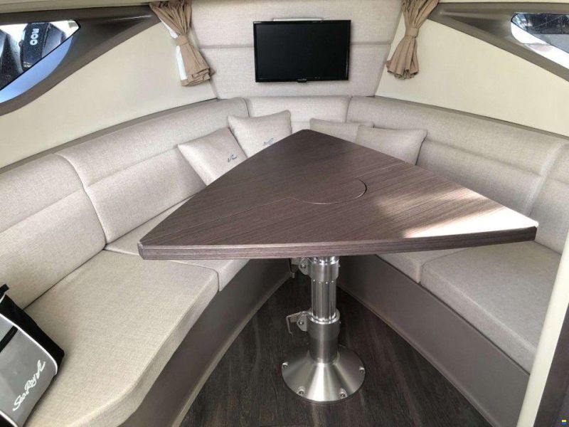 Sea Ray sundancer 320 hb