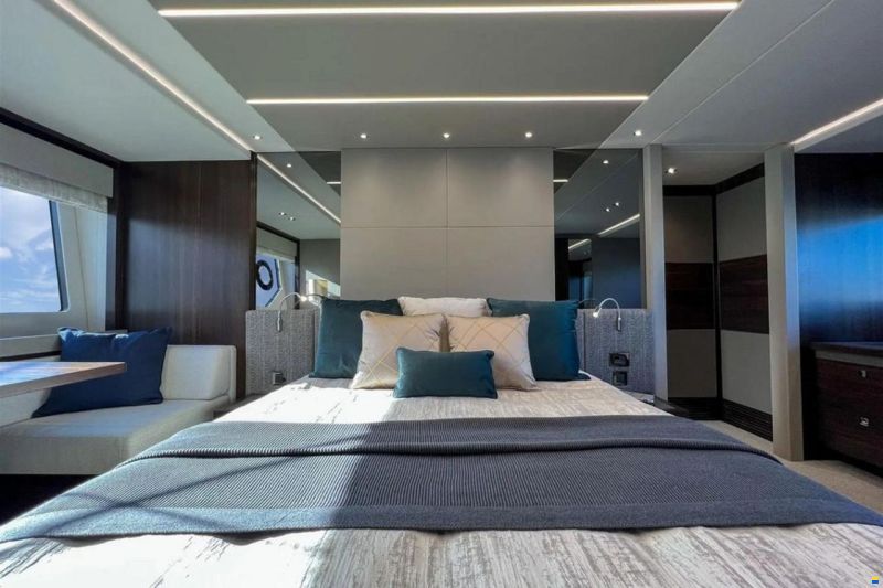 Sunseeker 76