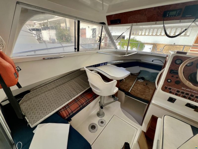 Rio 800 Cabin Fish