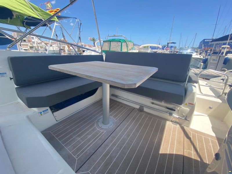 Cranchi Endurance 30