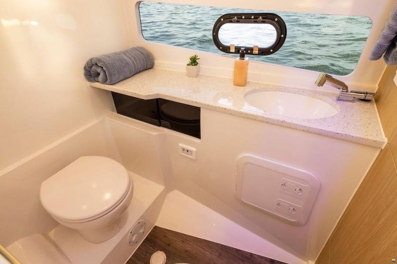AQUILA 32 Sport