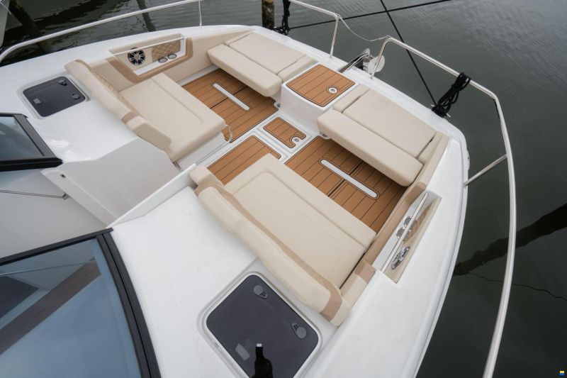 AQUILA 36