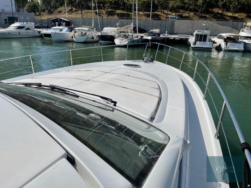Pershing 50