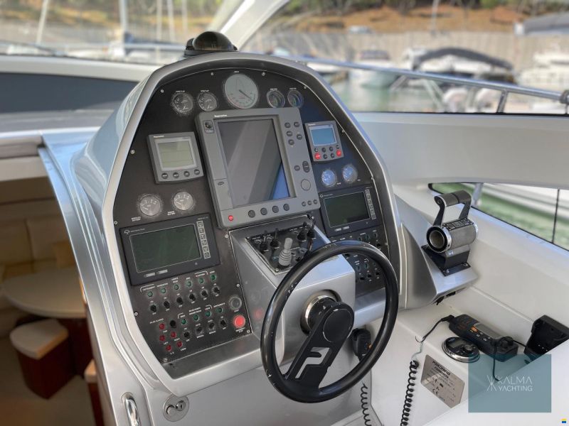 Pershing 50