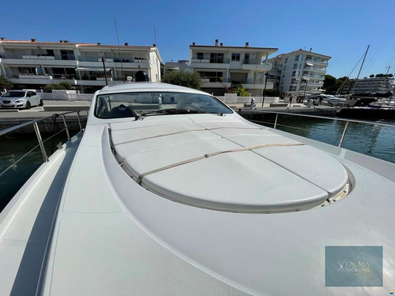 Pershing 50