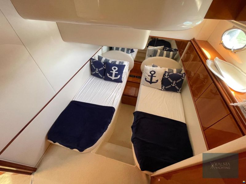 Pershing 50