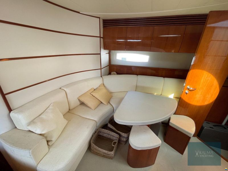 Pershing 50