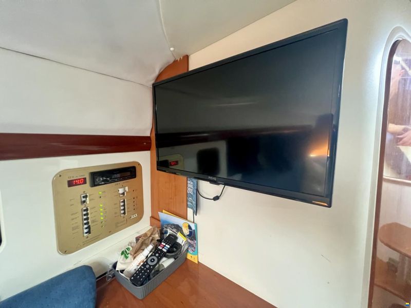 Cranchi Zaffiro 28