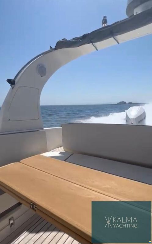 Nuova Jolly Prince 38 Sport Cabin