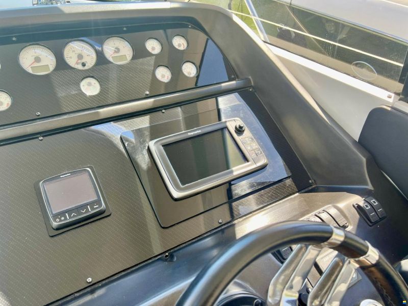 Sunseeker Portofino 47