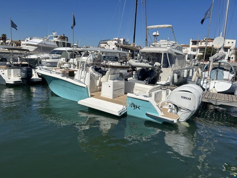White Shark 280 CC