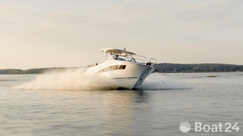 Jeanneau Cap Camarat 10.5 WA S2