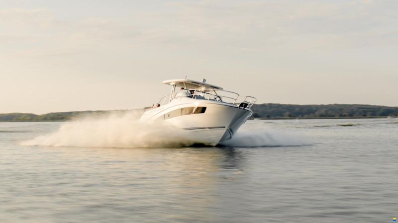Jeanneau Cap Camarat 10.5 WA S2