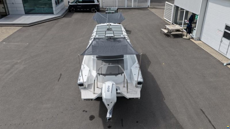 Axopar 28 Cabin
