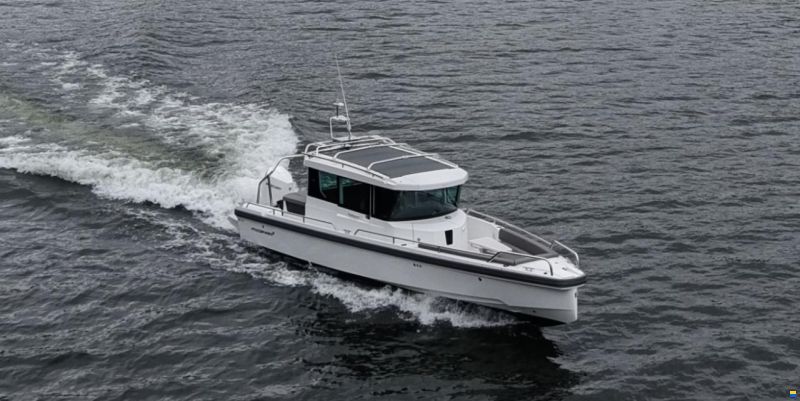Axopar 28 Cabin