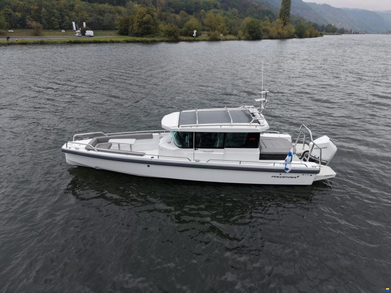 Axopar 28 Cabin