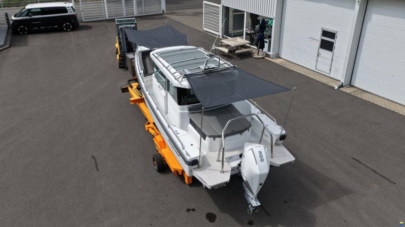 Axopar 28 Cabin