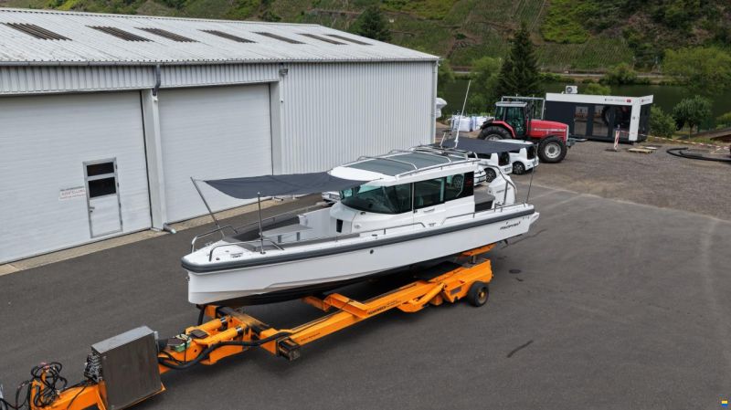 Axopar 28 Cabin