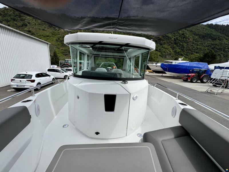 Axopar 28 Cabin