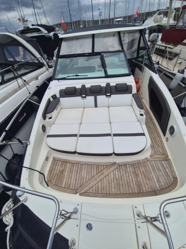 Sea Ray Sundancer 320