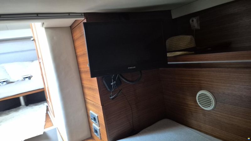 Sea Ray Sundancer 320