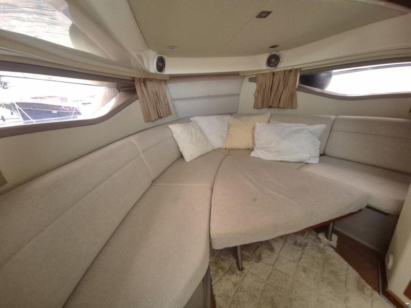 Sea Ray Sundancer 320