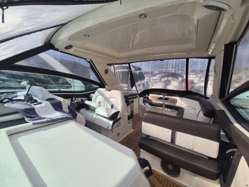 Sea Ray Sundancer 320