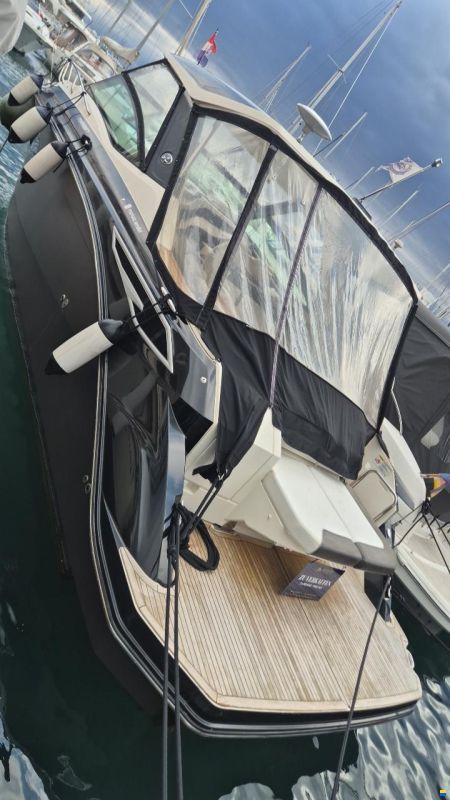 Sea Ray Sundancer 320