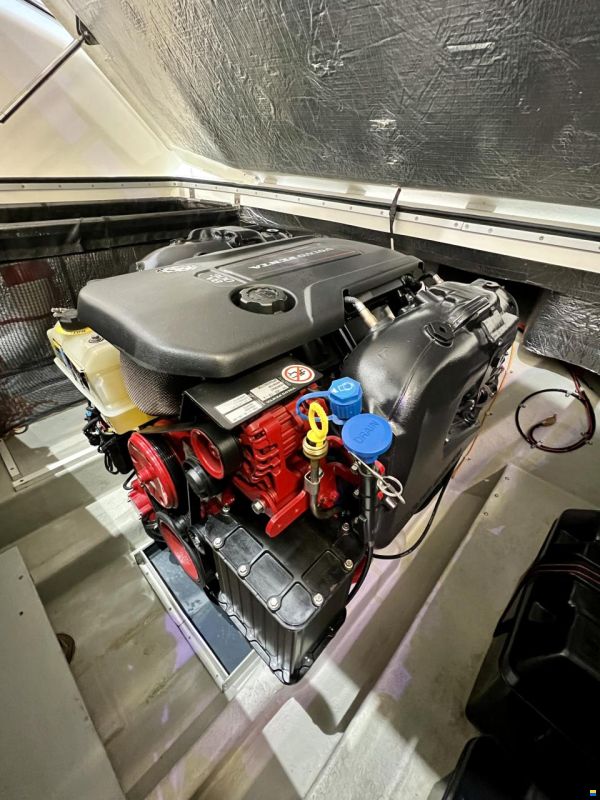 Windy 26 Kharma Signature Edition