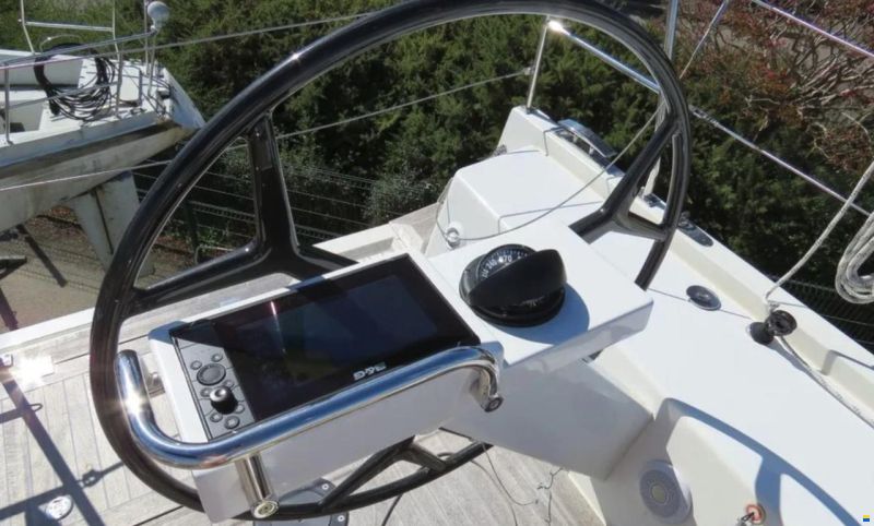 Solaris 44