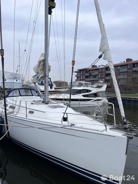 Hanse 370