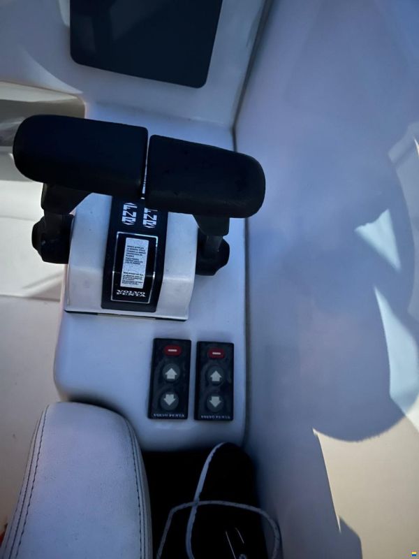 Sessa ISLAMORADA 32