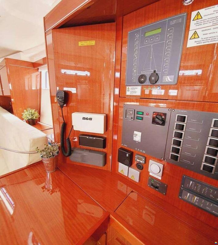 Hanse 505