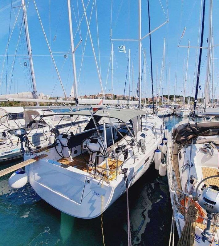 Hanse 505