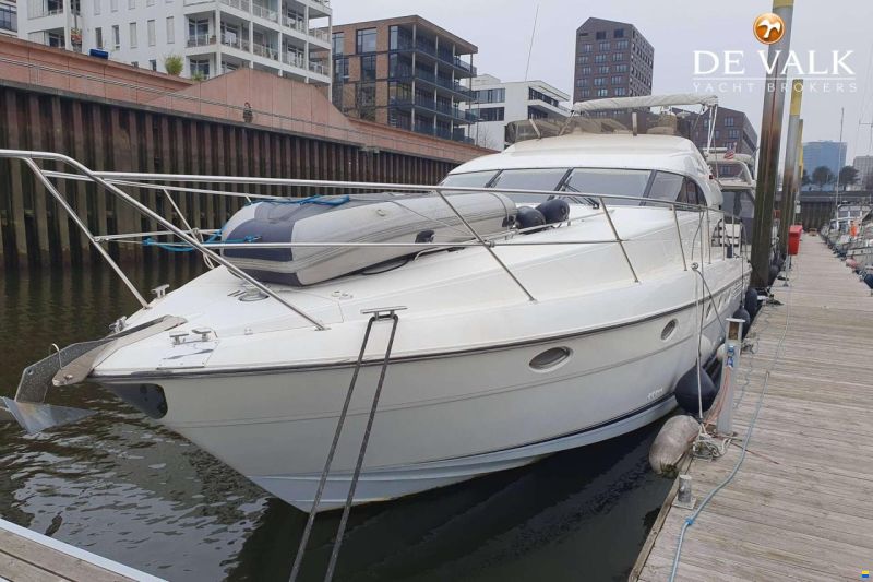 Fairline Squadron 55