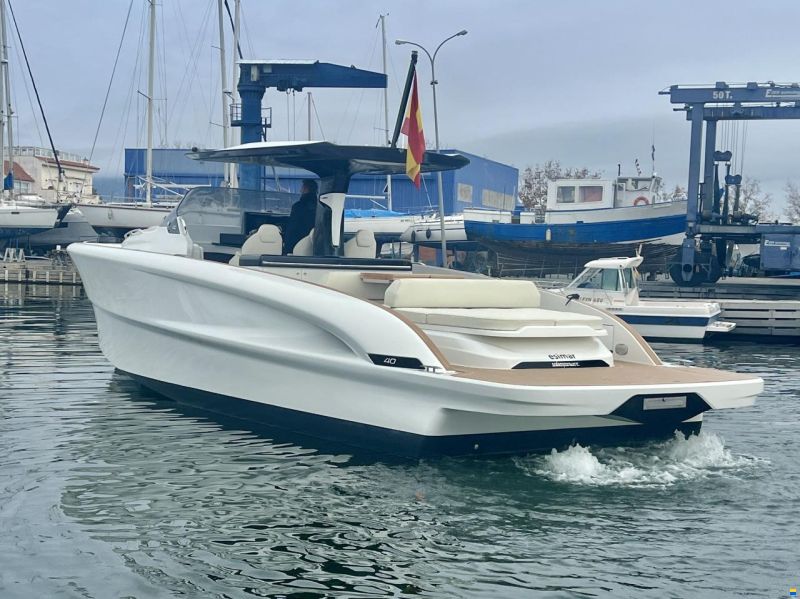 Solaris Power 40 Open