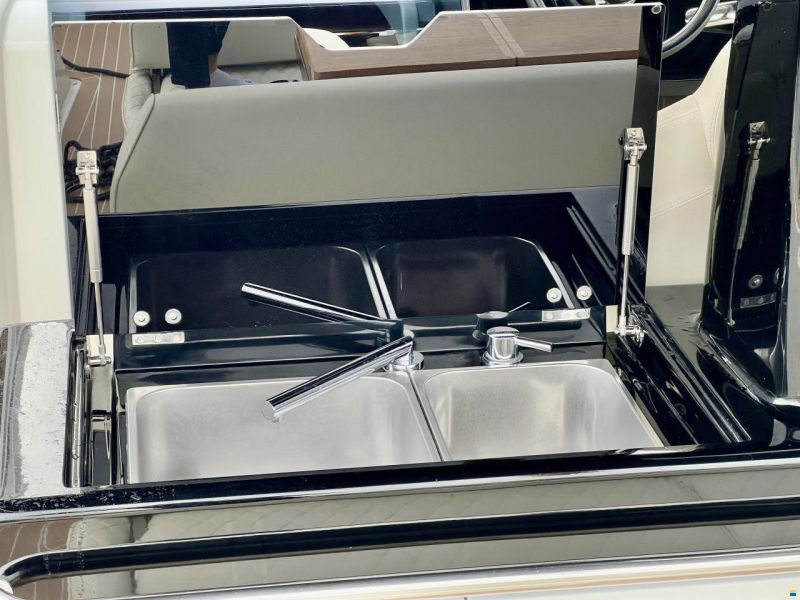 Solaris Power 40 Open