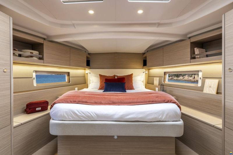 Beneteau Oceanis 47
