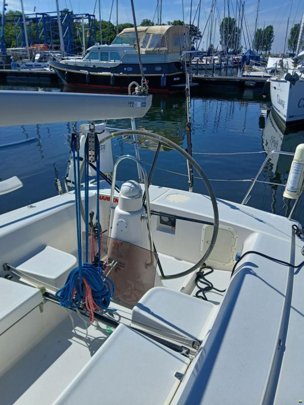 J Boats J105