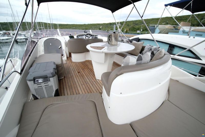 Fairline Squadron 55