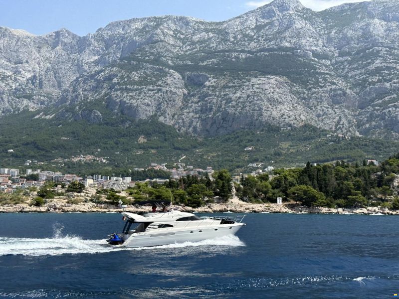 Fairline Squadron 55