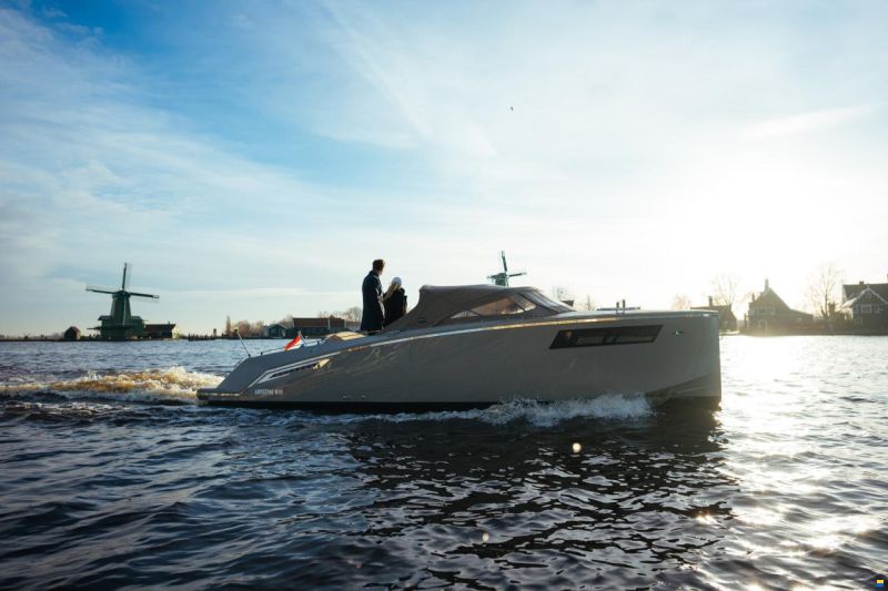 Lifestyle Marine 818 Cabin